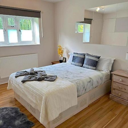 Apartament 303 Alexandra Avenue Ha2 9Dx Pinner Zewnętrze zdjęcie